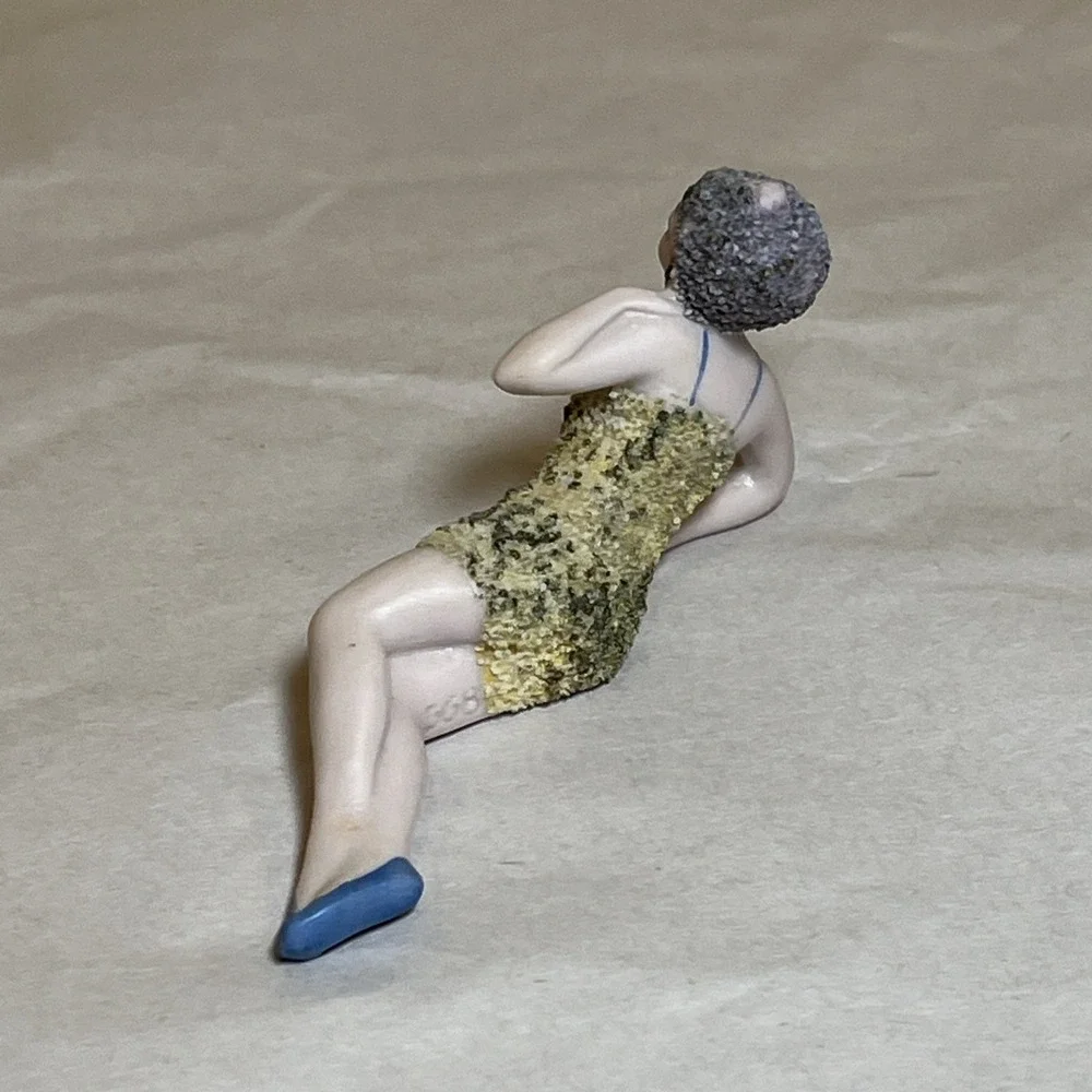 ANTIQUE ART DECO GERMAN BISQUE BATHING BEAUTY NUDE FIGURINE Vtg‎ 5684 Textured